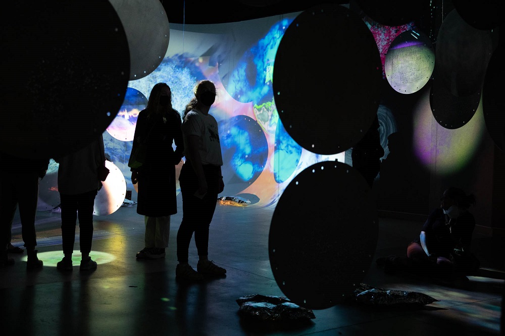 An image from the show Galactic Ping-Pong