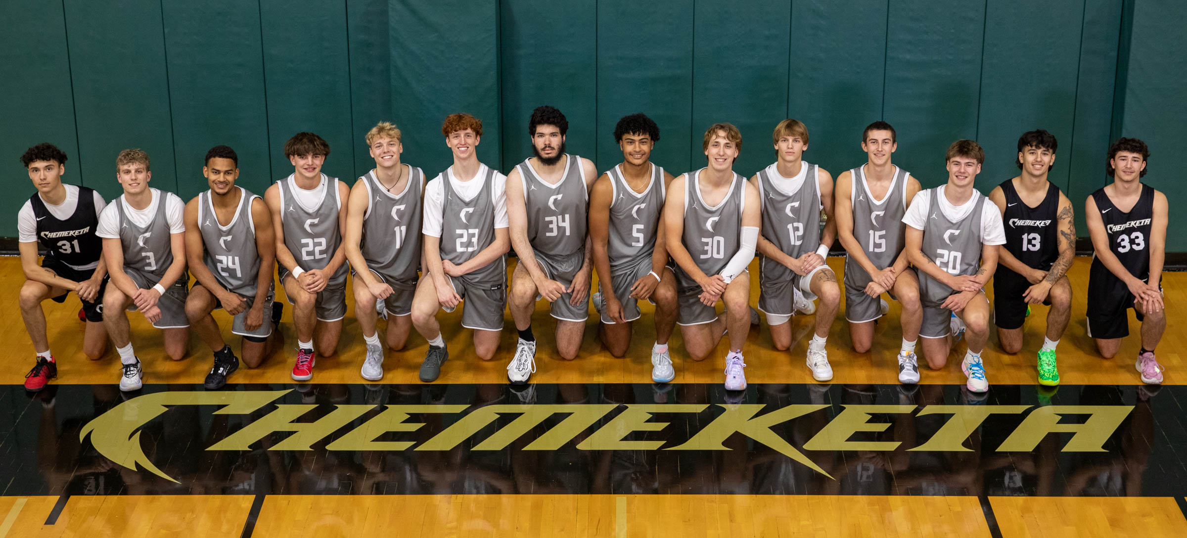 A team photo of the 2023-24 Chemeketa Storm Men's Basketball team.