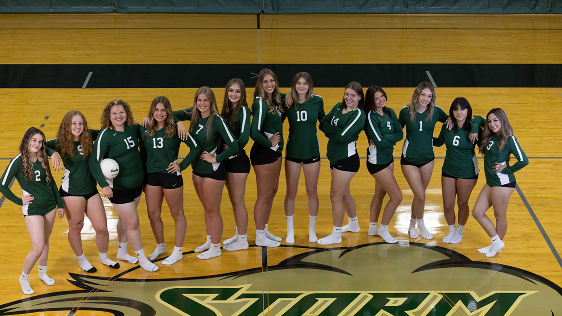A team photo of the 2023 Chemeketa Storm volleyball team