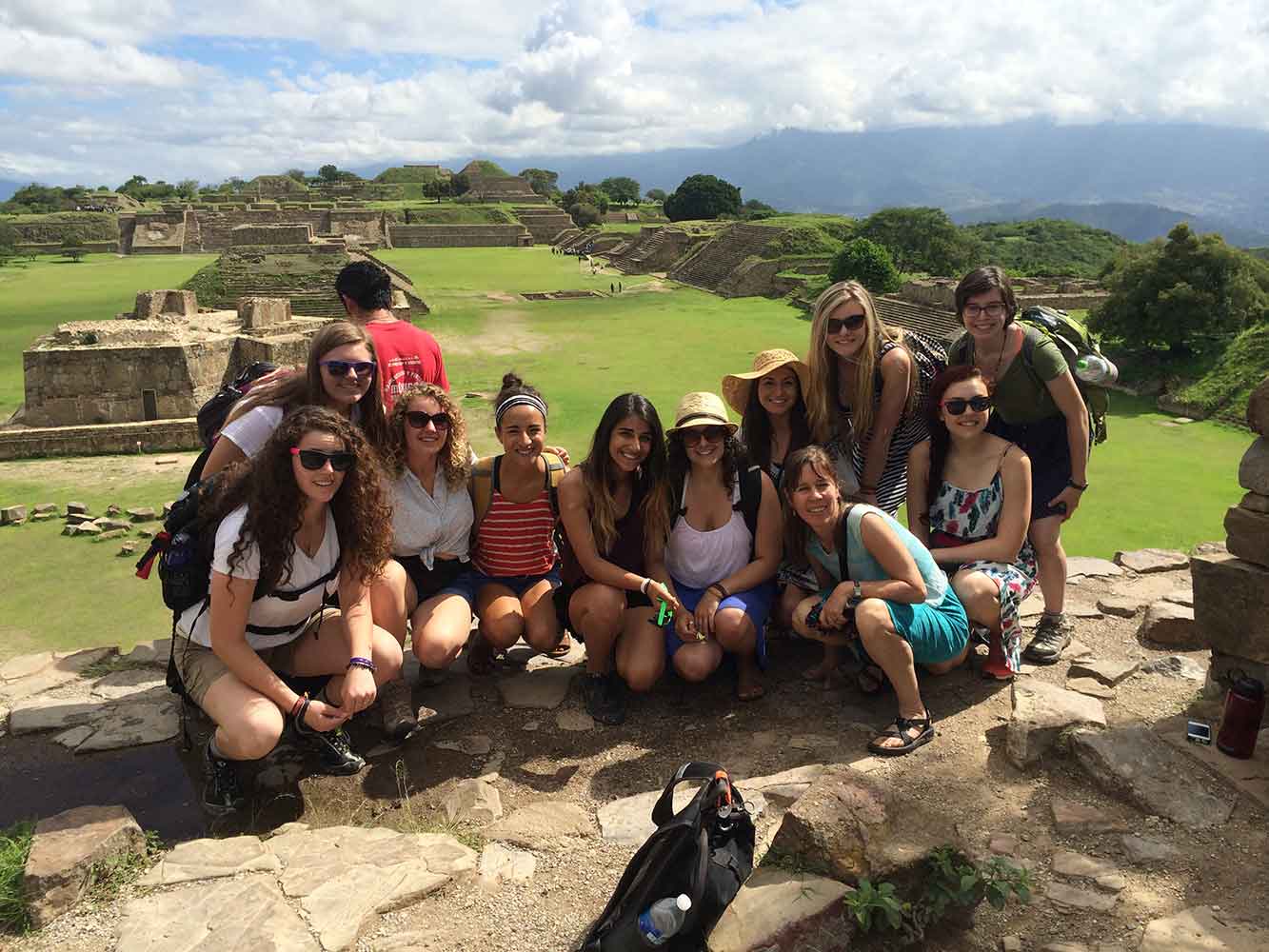 Chemeketa students at Monte Alban ruins