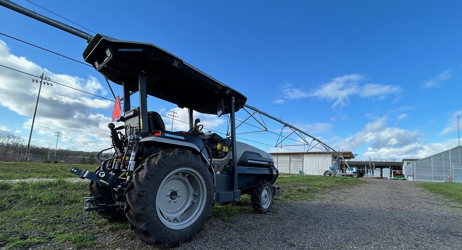 A picture of a Monarch electric tractor purchased by Chemeketa's agricultural sciences program from a PGE grant.